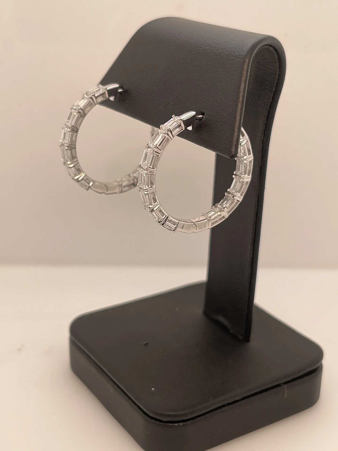 3.28 Cts 14k White Gold Emerald Shape Hoops Earring - Image 2