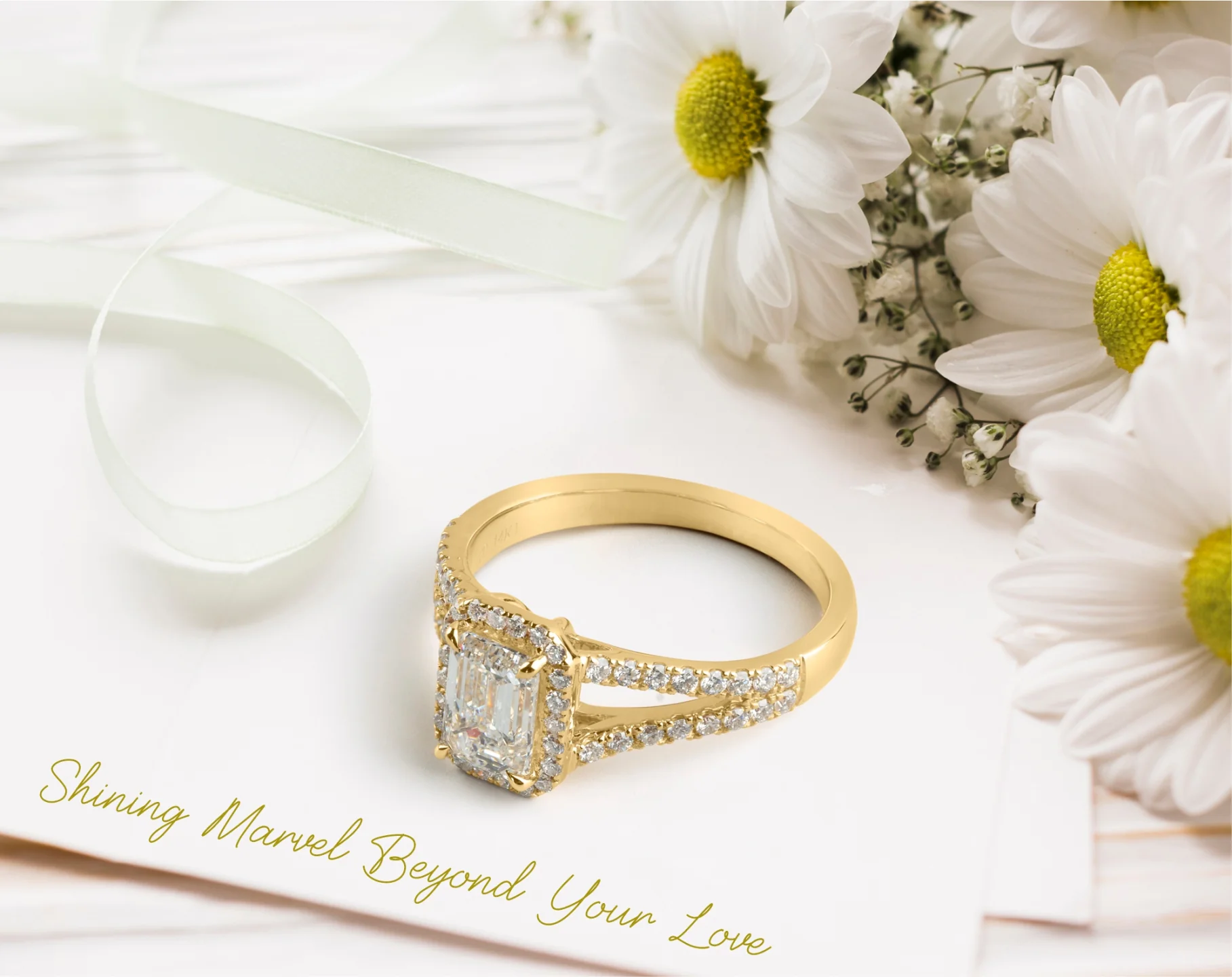 3.6 Cts 14k Yellow Gold Emerald Shape Split Shank Ring - Image 3