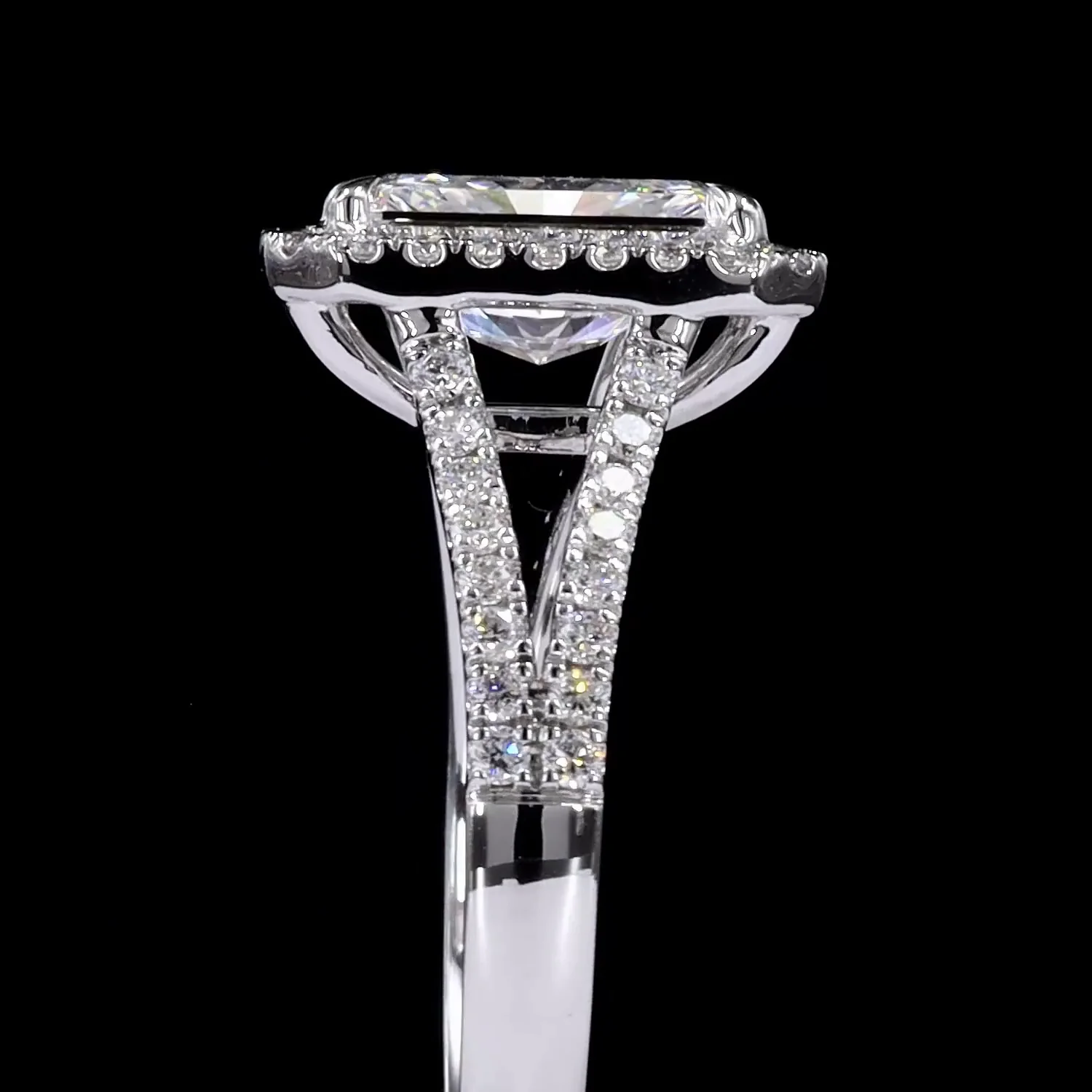 1.88 Cts 14k White Gold Radiant Shape Split Shank Ring - Image 4
