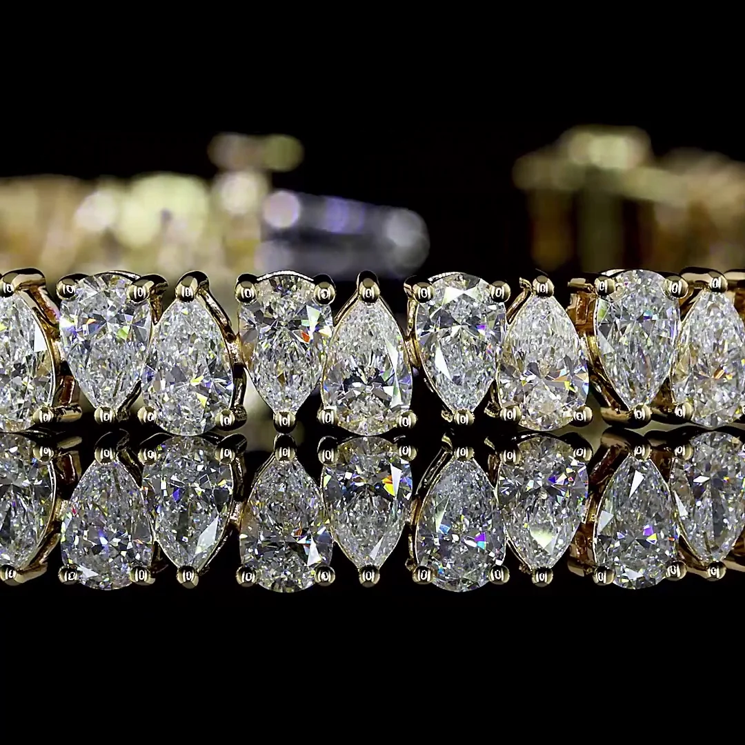 7.84 Cts 14k Yellow Gold Pear Shape Tennis Bracelet - Image 2
