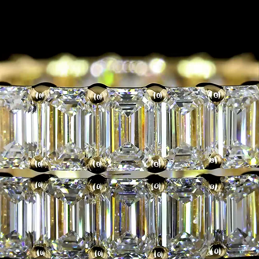 2.64 Cts 14k Yellow Gold Emerald Shape Eternity Band Eternity Band - Image 3