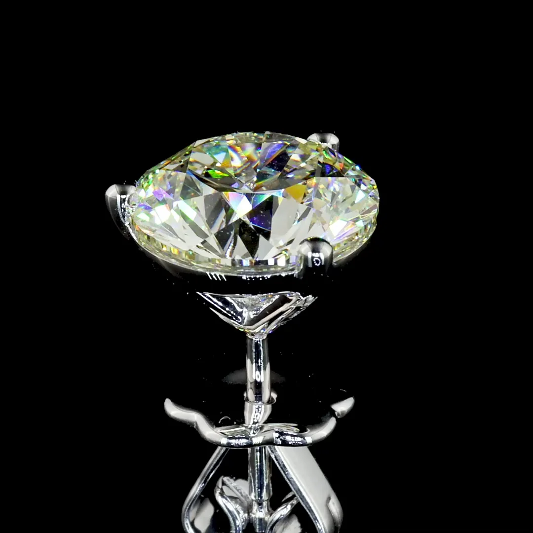 5.66 Cts 14k White Gold Round Shape Martini Earring - Image 4