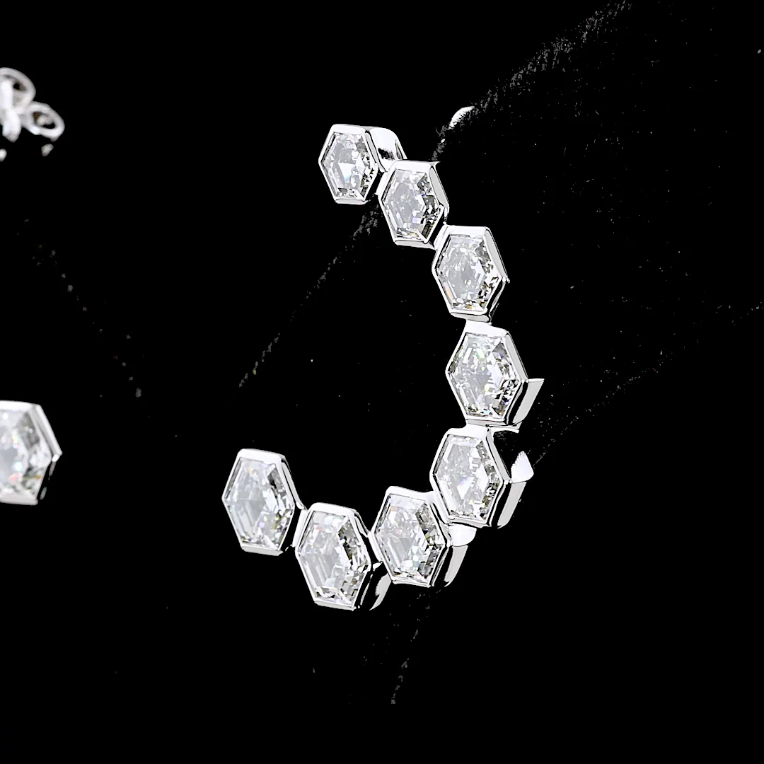 6.82 Cts 14k White Gold Octagon Shape Crawler Earring - Image 4