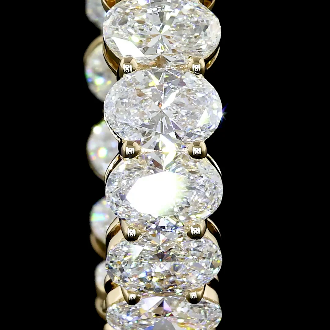 5.17 Cts 14k Yellow Gold Oval Shape Huggies Earring - Image 3