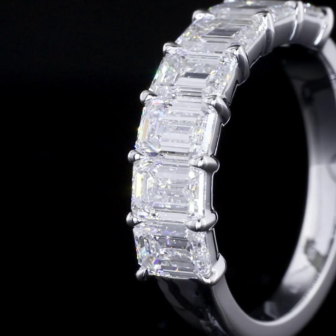 2.45 Cts 14k White Gold Emerald Shape Half Eternity Eternity Band - Image 4