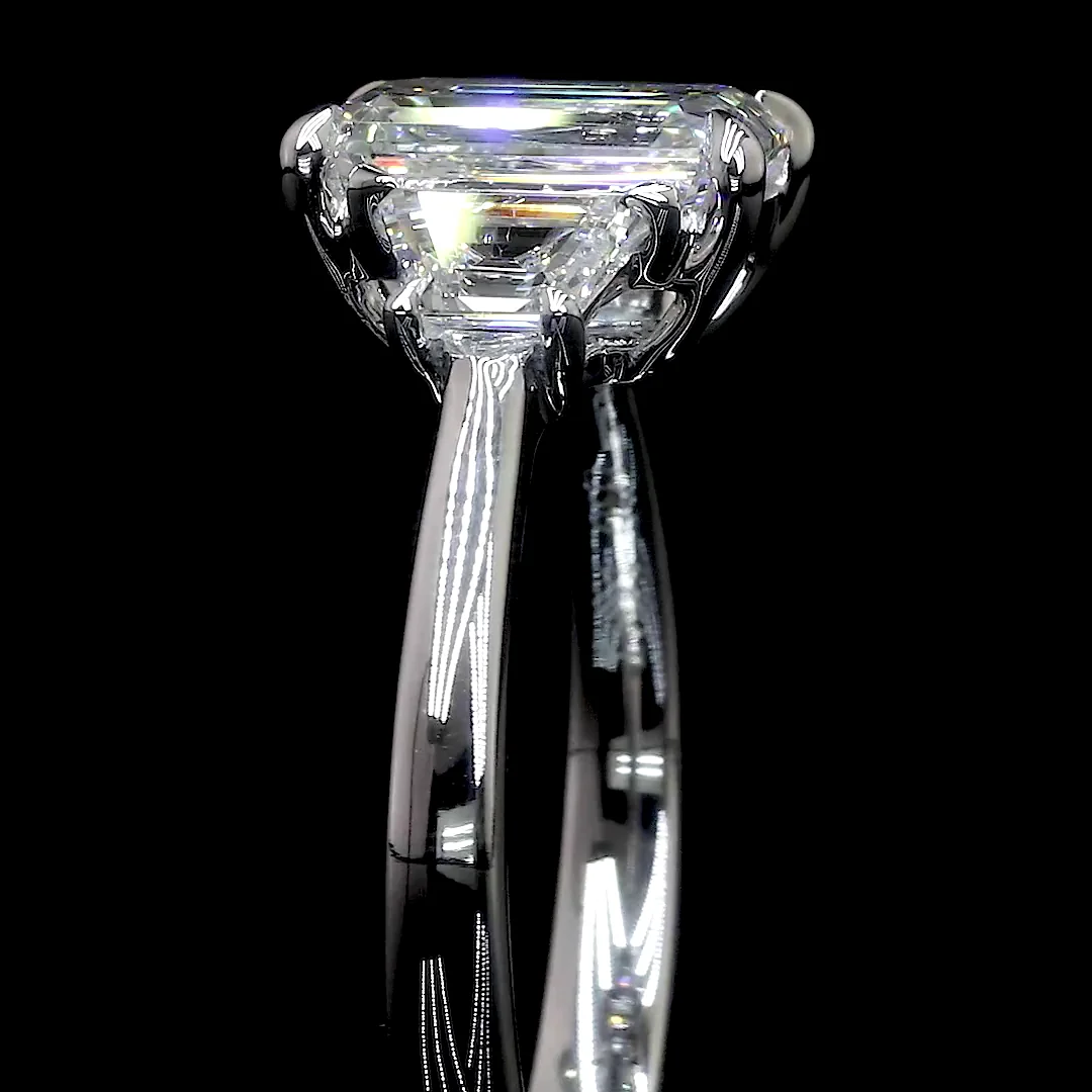 2.91 Cts 18k White Gold Emerald Shape 3 Stones Ring - Image 4