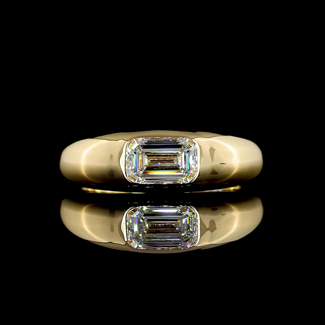 1.06 Cts 14k Yellow Gold Emerald Shape Solitaire Ring - Video