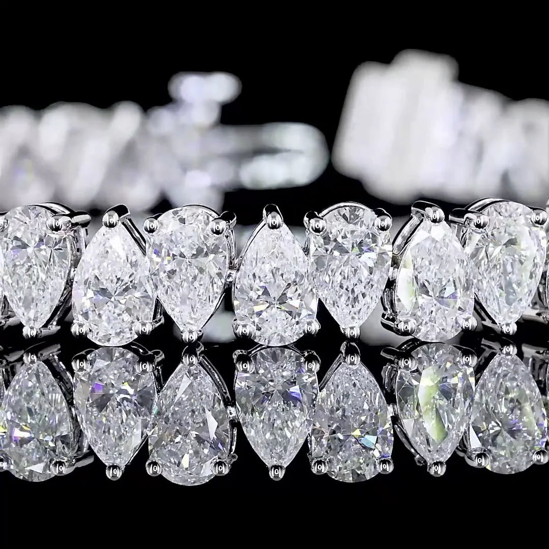 14.24 Cts 14k White Gold Pear Shape Tennis Bracelet - Image 2