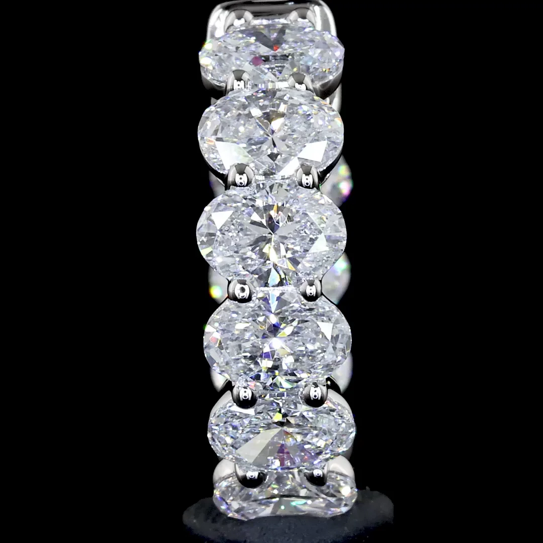 1.98 Cts 14k Yellow Gold Pear Shape Hanging Earring - Image 2