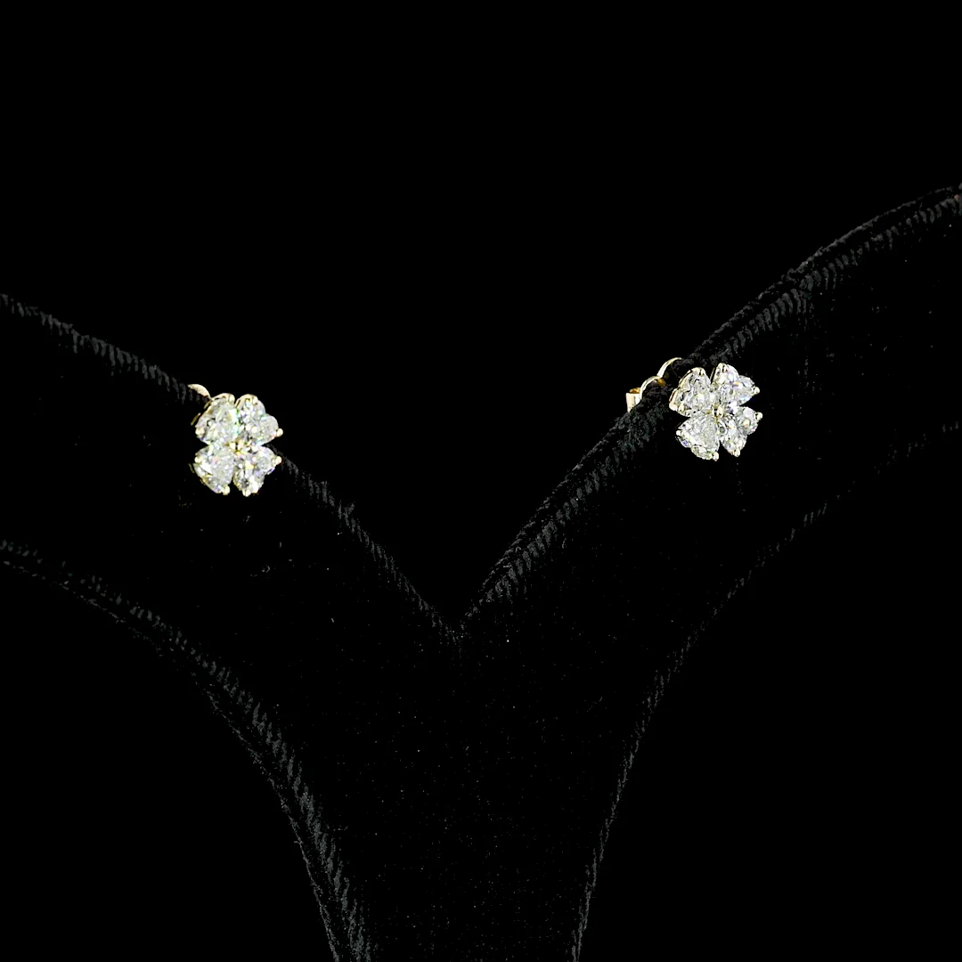 1.13 Cts 14k Yellow Gold Heart Shape Studs Earring - Video
