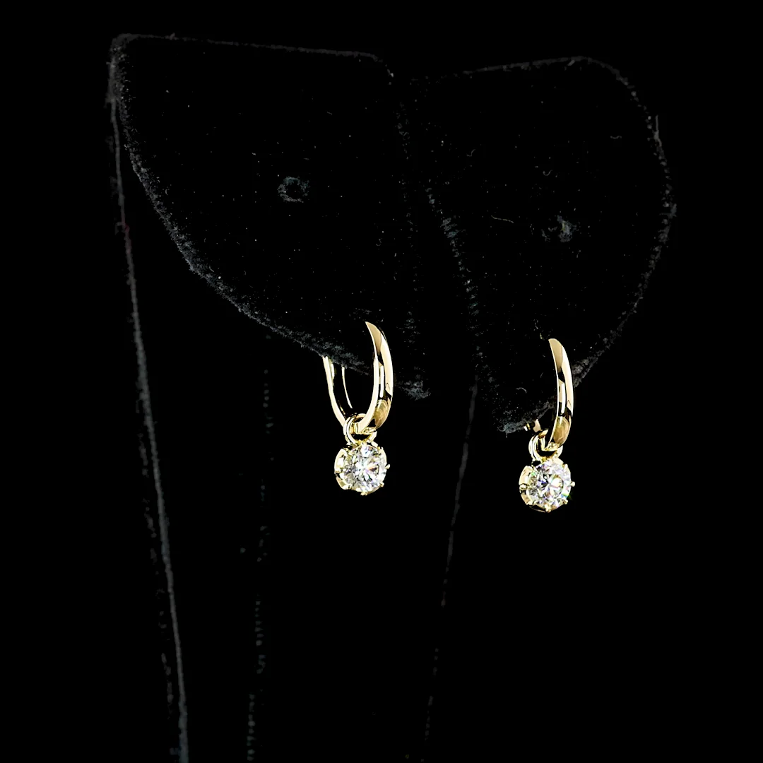 0.52 Cts 14k Yellow Gold Round Shape Hanging Earring - Video