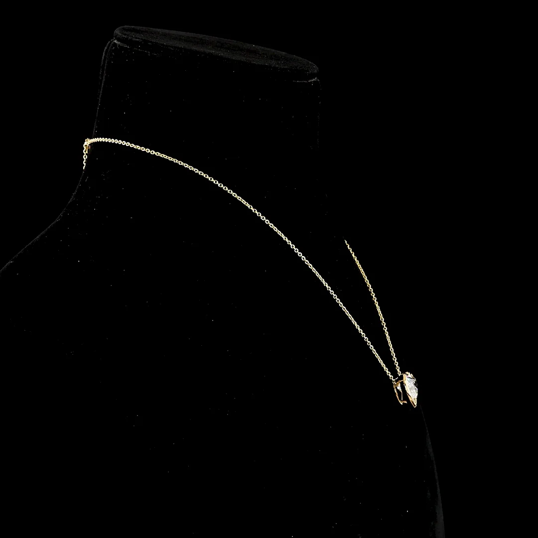5.05 Cts 18k Yellow Gold Heart Shape Solitaire Pendant - Image 2