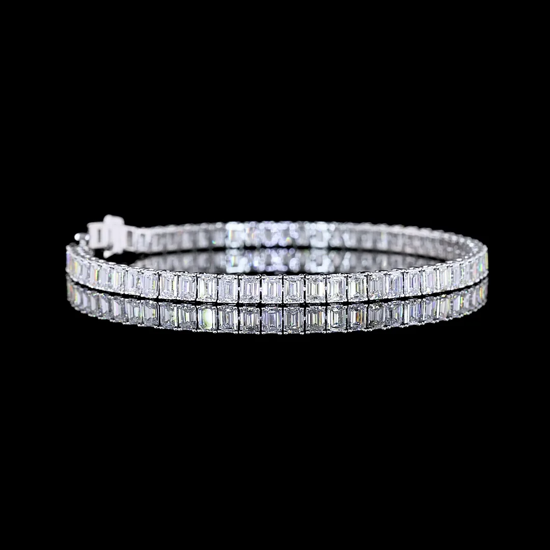9.39 Cts 14k White Gold Emerald Shape Tennis Bracelet - Video