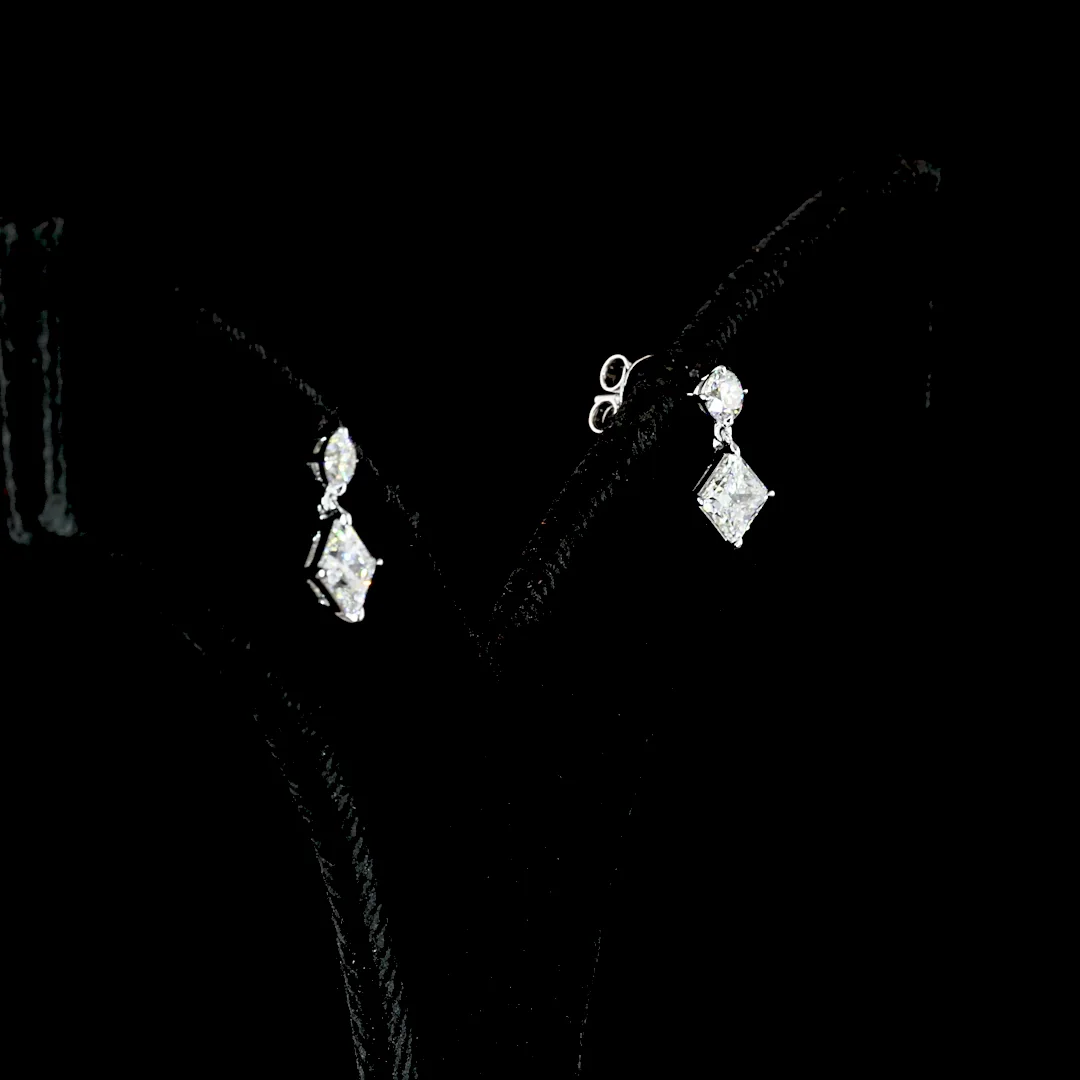 1.4 Cts 14k White Gold Princess Shape Hanging Earring - Video