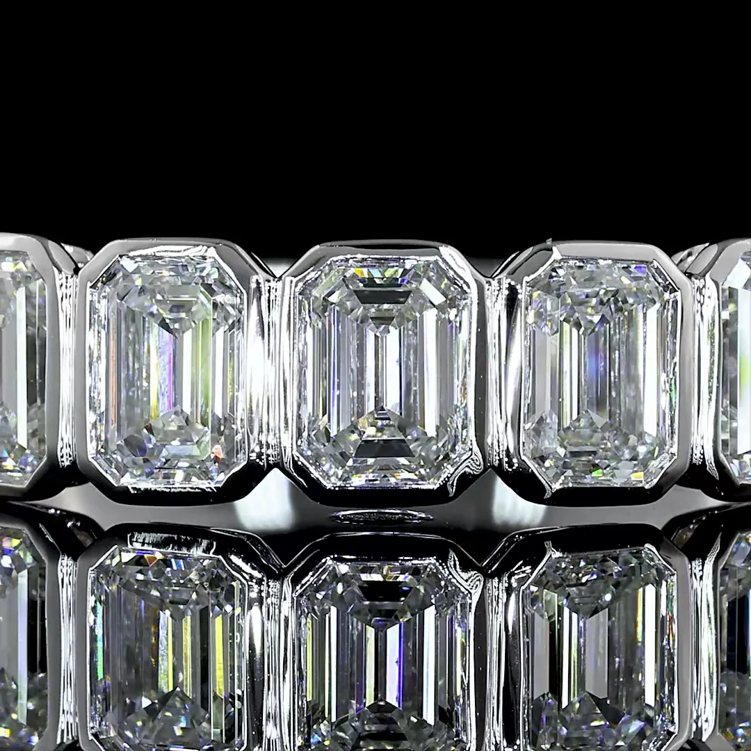 1 Cts 14k White Gold Emerald Shape 5 Stones Eternity Band - Image 3