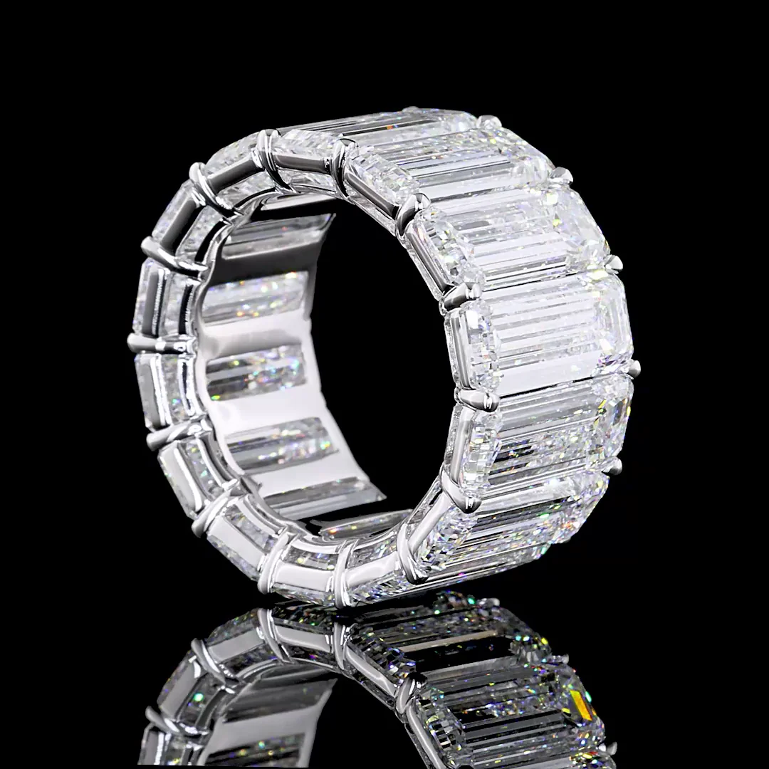 28.45 Cts 18k White Gold Emerald Shape Eternity Band Eternity Band - Image 2