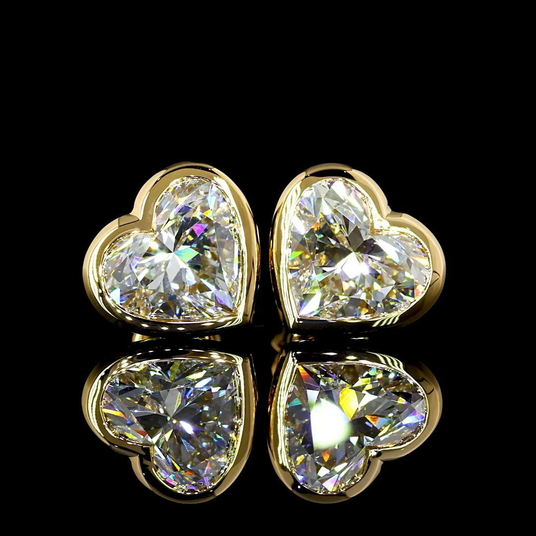 4.13 Cts 18k Yellow Gold Heart Shape Studs Earring - Image 3