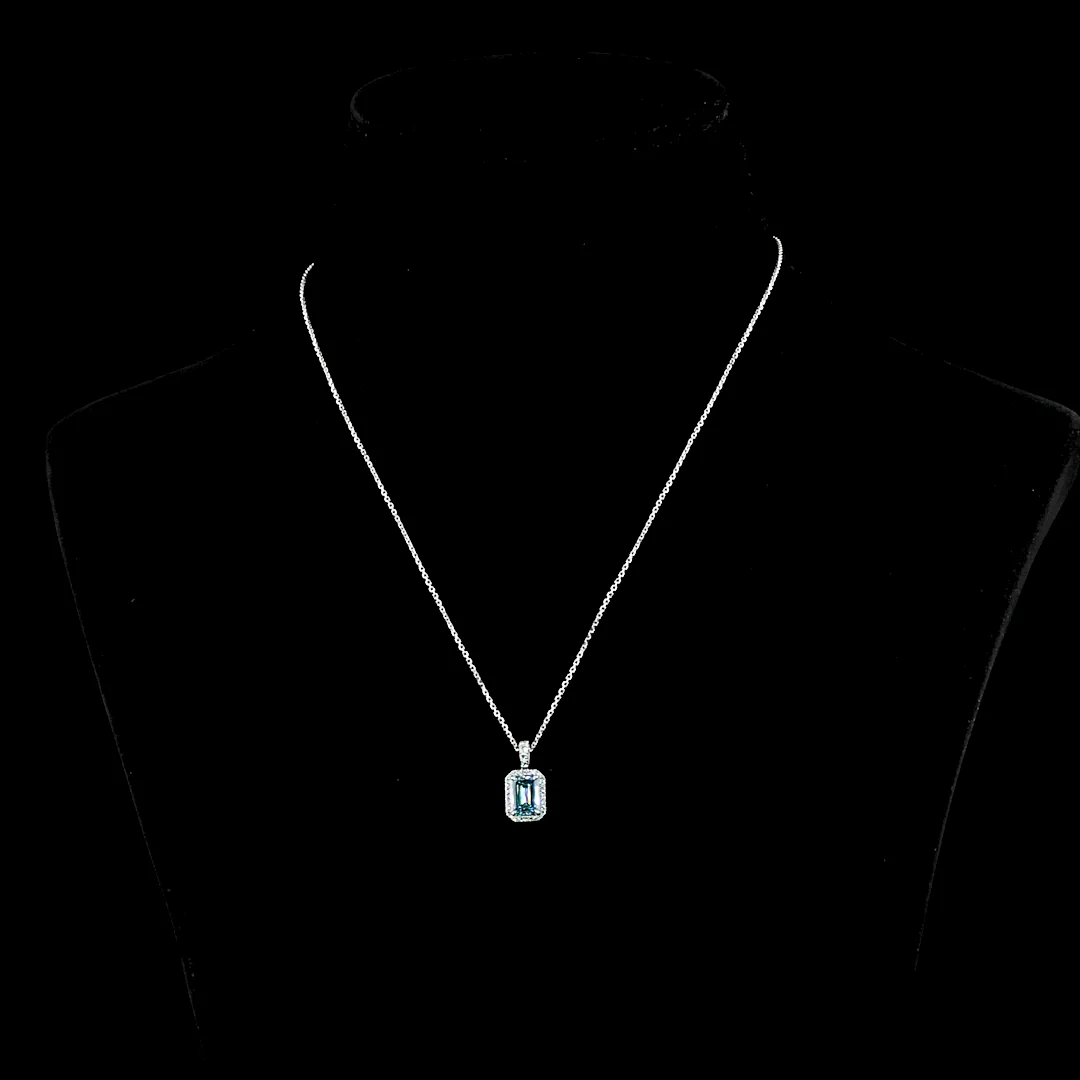 1.73 Cts 14k White Gold Emerald Shape Halo Pendant - Video