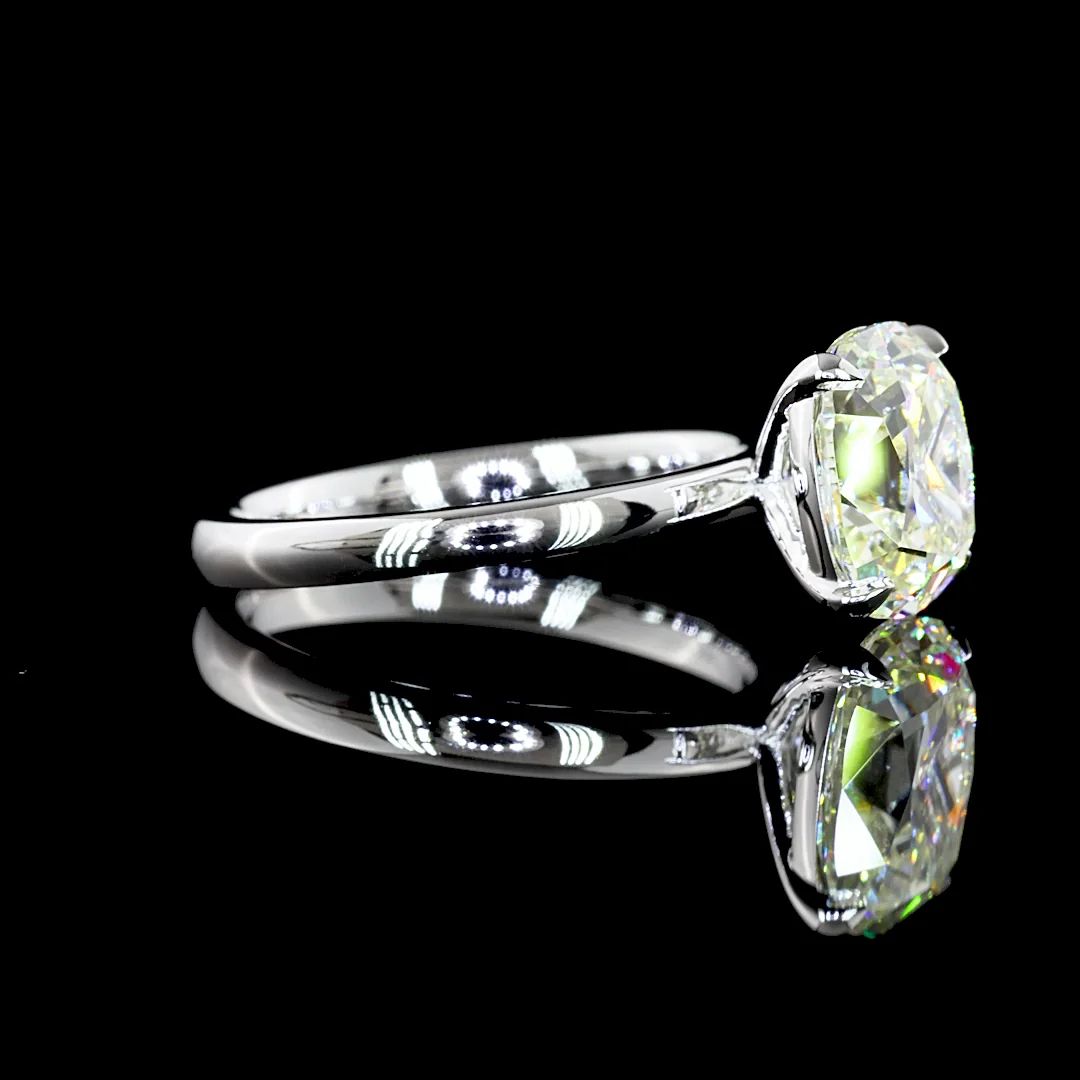 2.53 Cts 14k White Gold Antique Cushion Shape Solitaire Ring - Image 3