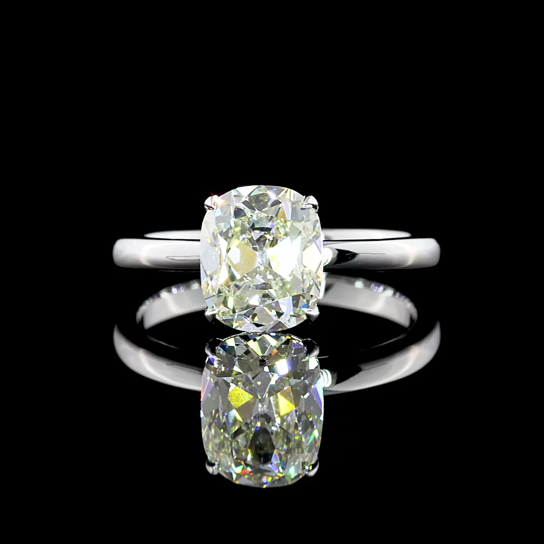 1.8 Cts 14k White Gold Antique Cushion Shape Solitaire Ring - Video