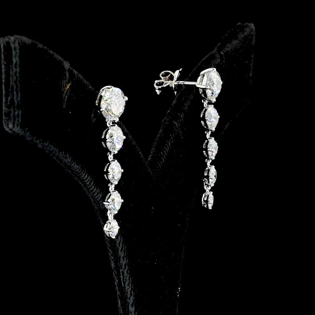 4.56 Cts 14k White Gold Round Shape Hanging Earring - Video