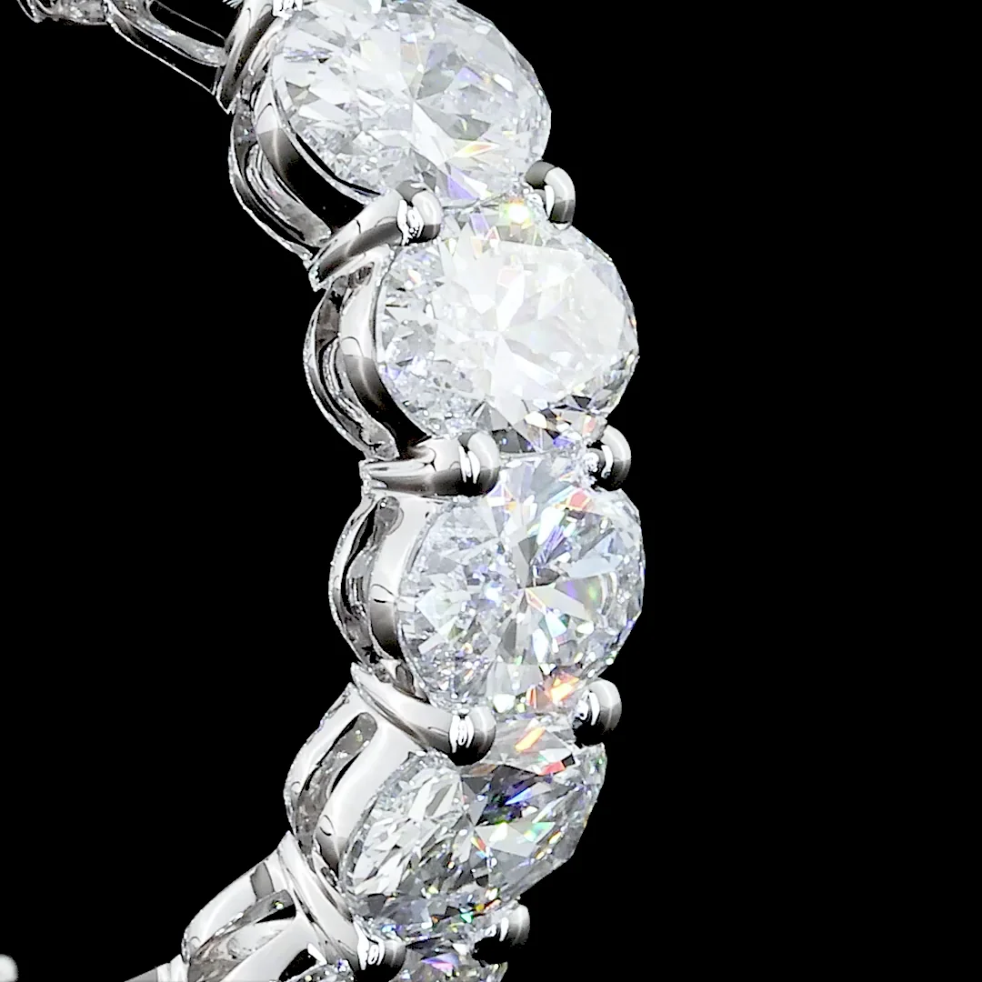 5.16 Cts 18k White Gold Oval Shape Huggies Earring - Image 2