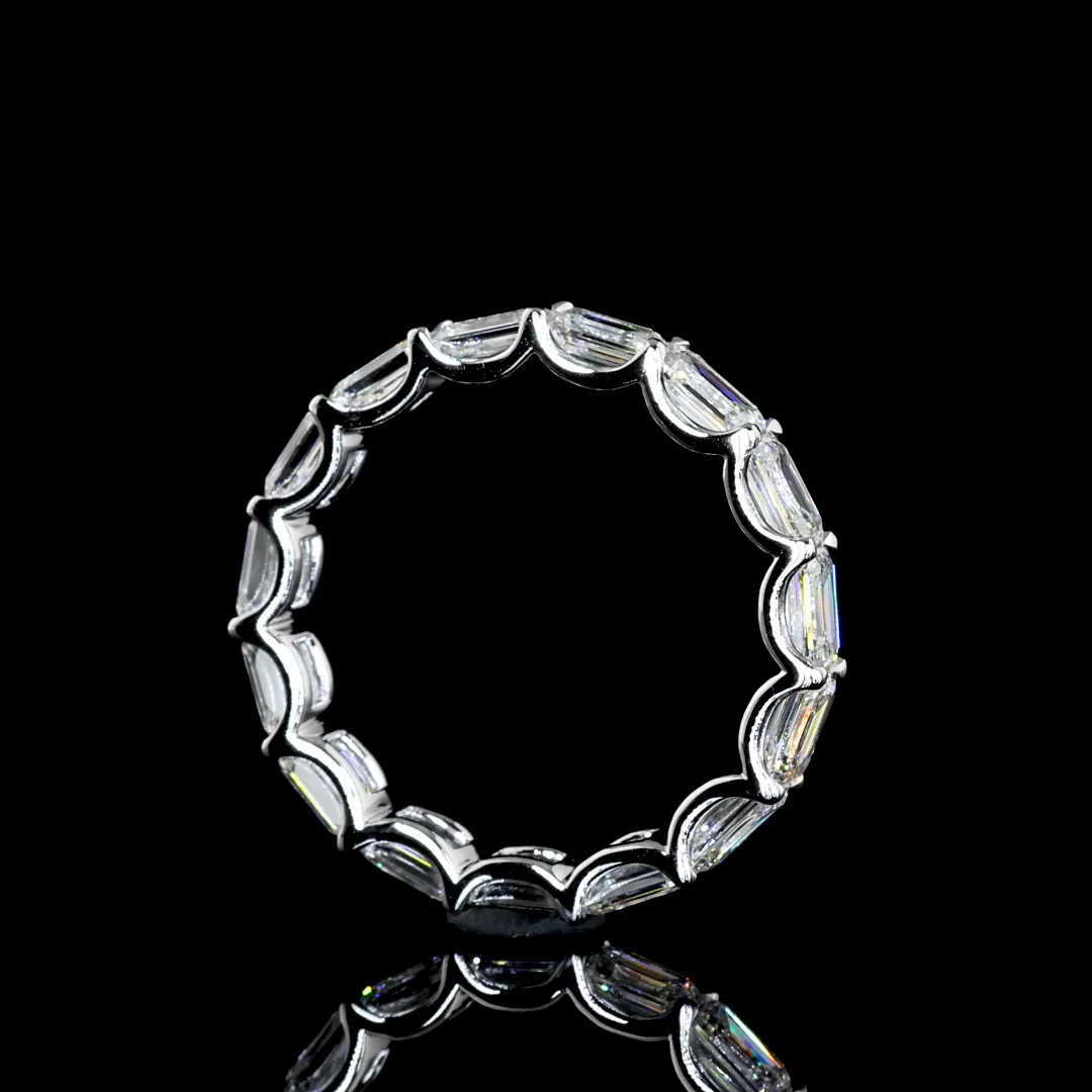 3.35 Cts 18k White Gold Emerald Shape Eternity Band Eternity Band - Image 4