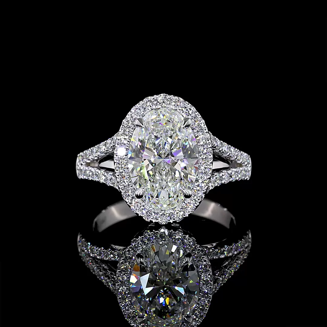 2.21 Cts 14k White Gold Oval Shape Split Shank Ring - Video