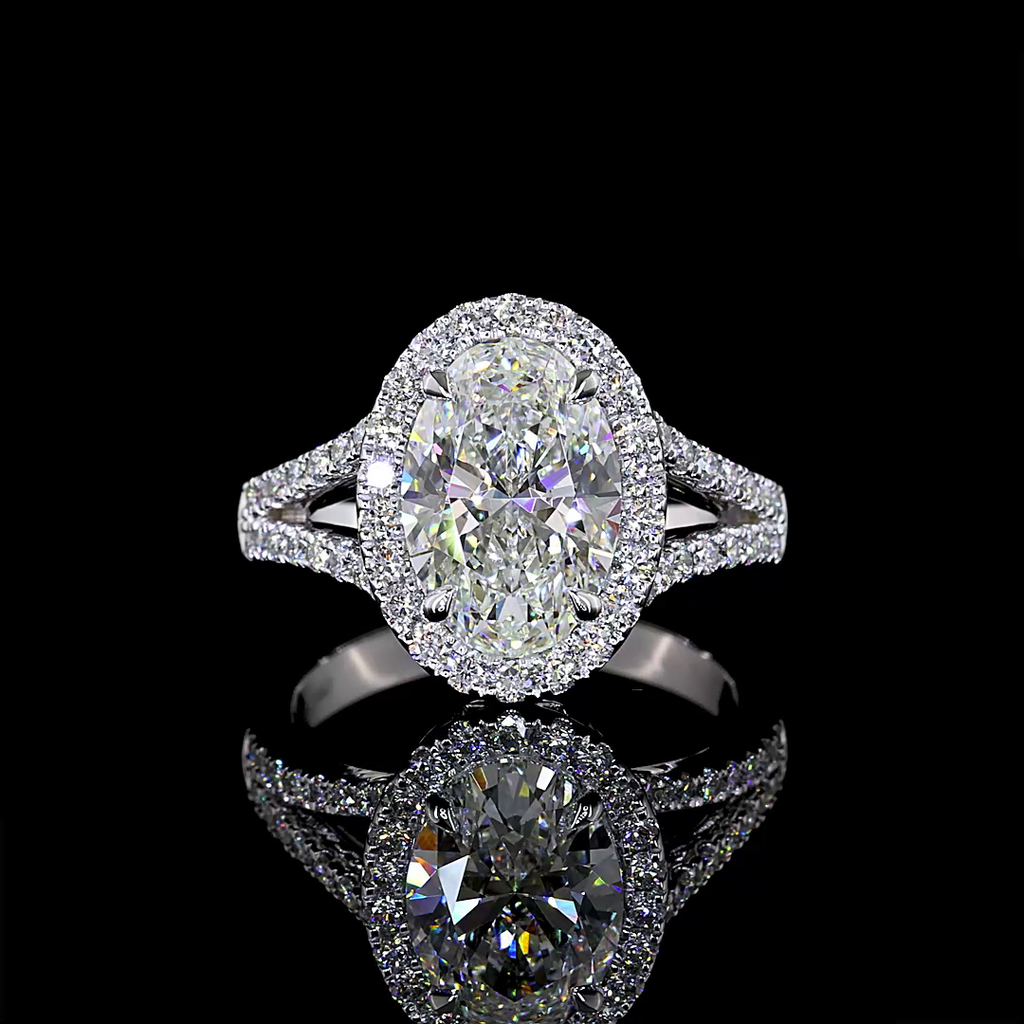2.21 Cts 14k White Gold Oval Shape Split Shank Ring - Video