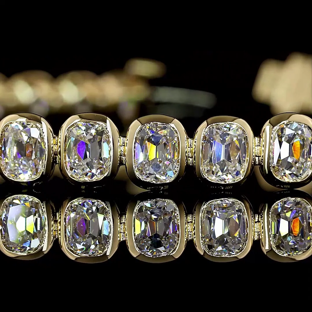 8.69 Cts 14k Yellow Gold Antique Cushion Shape Tennis Bracelet - Image 2