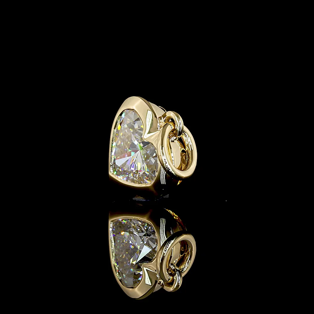 1.01 Cts 14k Yellow Gold Heart Shape Solitaire Pendant - Image 2