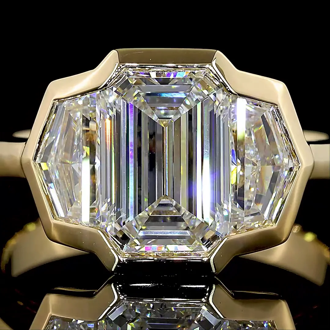 2.98 Cts 14k Yellow Gold Emerald Shape 3 Stones Ring - Image 3