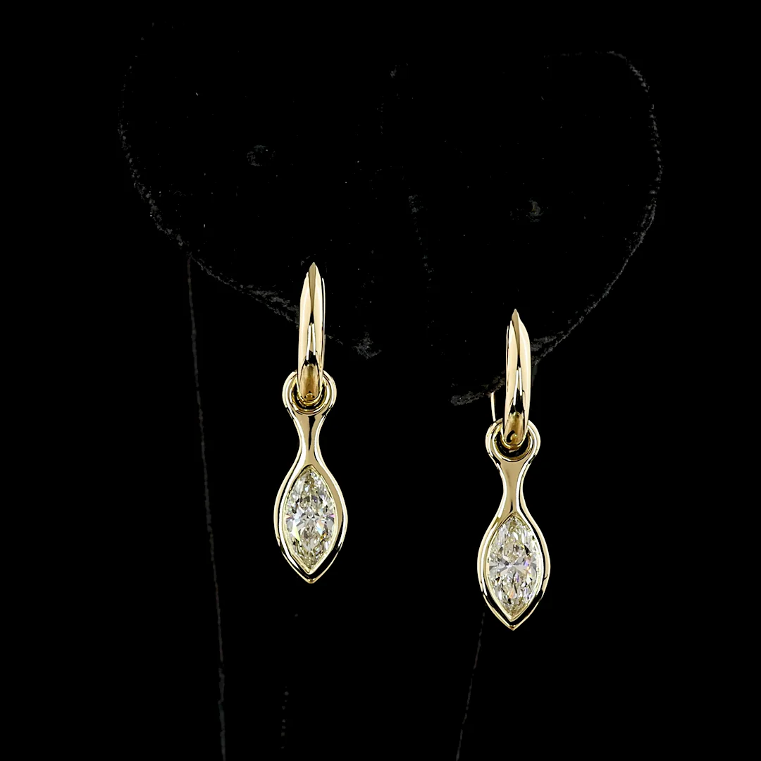 1.48 Cts 14k Yellow Gold Marquise Shape Hanging Earring - Video
