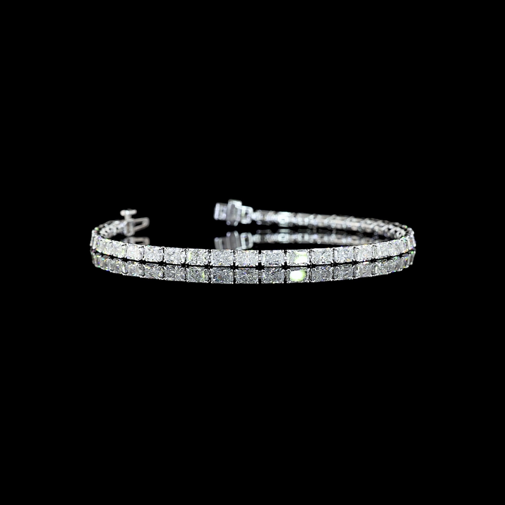 6.99 Cts 14k White Gold Radiant Shape Tennis Bracelet - Video