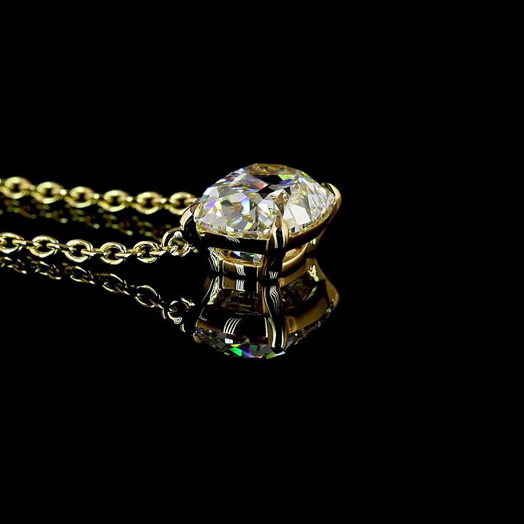 2.07 Cts 18k Yellow Gold Cushion Brilliant Shape Solitaire Pendant - Image 2