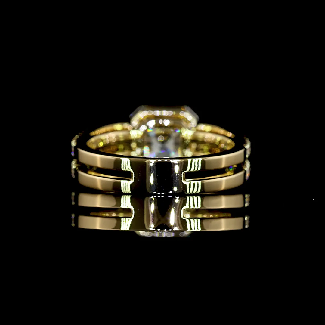 3.55 Cts 14k Yellow Gold Asscher Shape Special Ring - Image 4