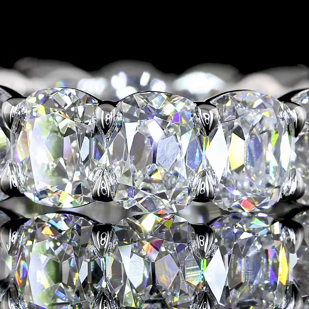 6.64 Cts Platinum Antique Cushion Shape Eternity Band Eternity Band - Image 3