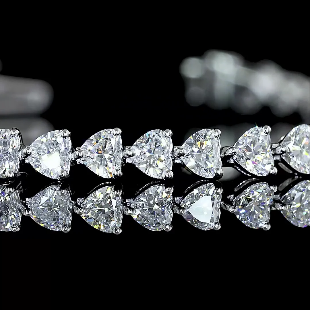 5.3 Cts Platinum Heart Shape Tennis Bracelet - Image 2