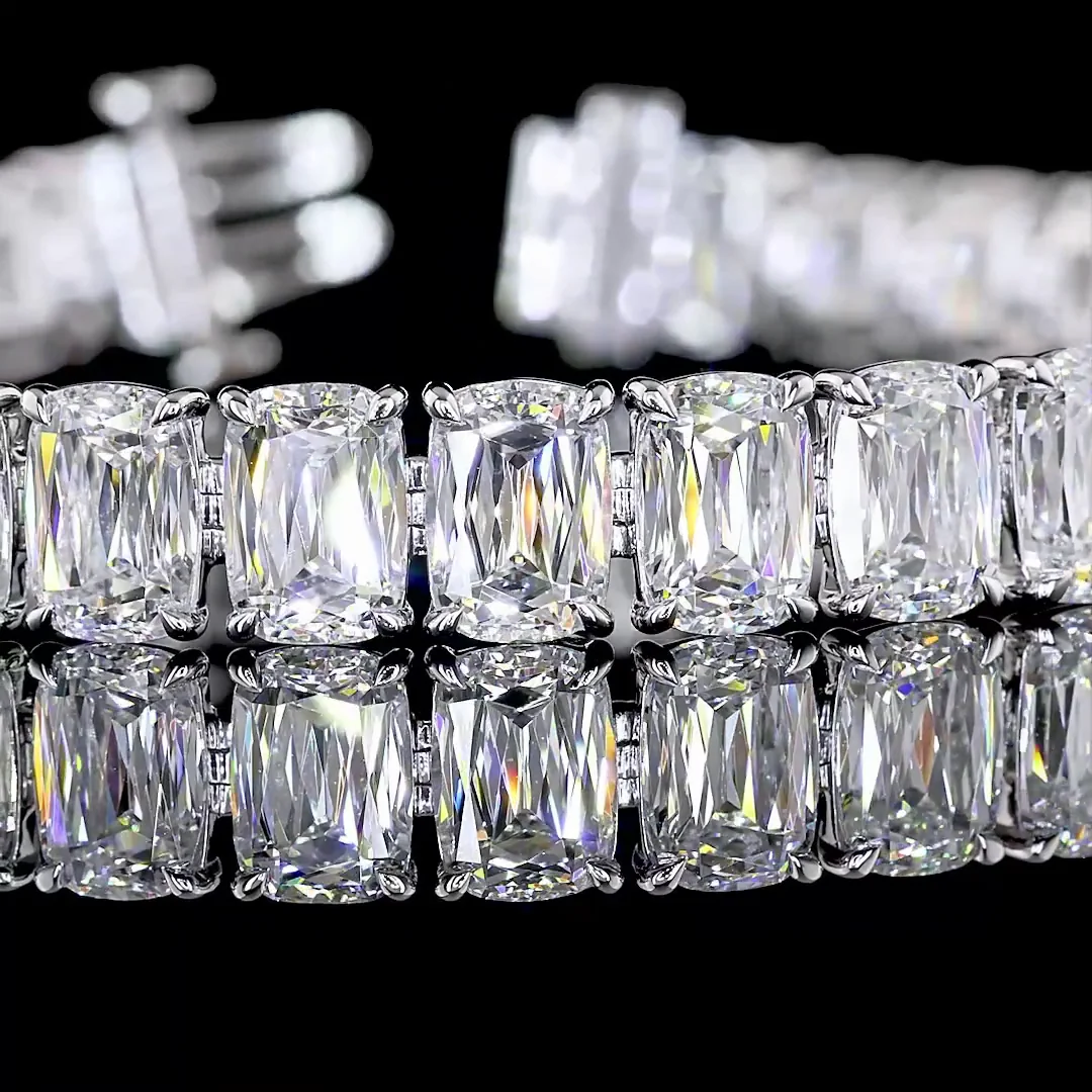 35.77 Cts Platinum Radiant Modified Shape Tennis Bracelet - Image 2