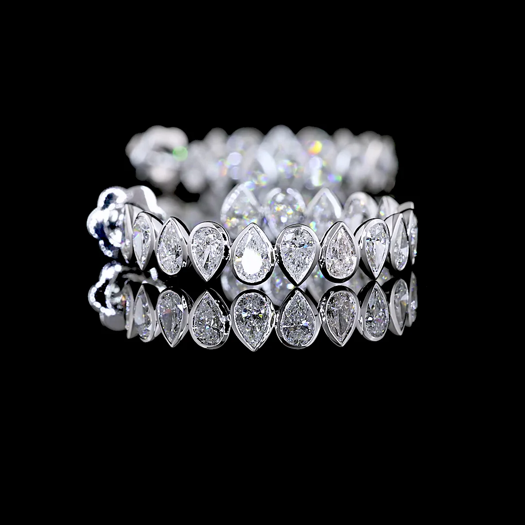 4.87 Cts 14k White Gold Pear Shape C Hoops Earring - Image 4