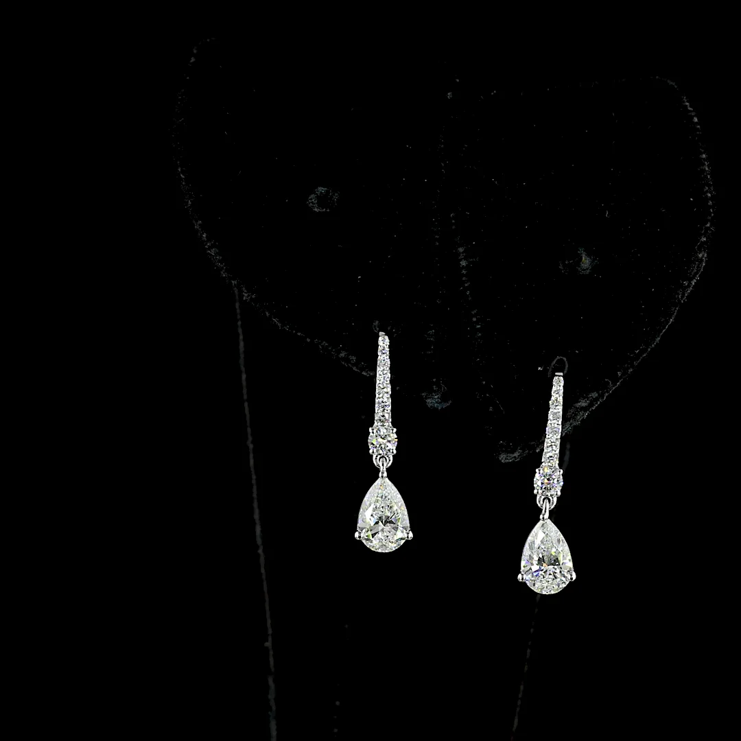 1.16 Cts 14k White Gold Pear Shape Hanging Earring - Image 3