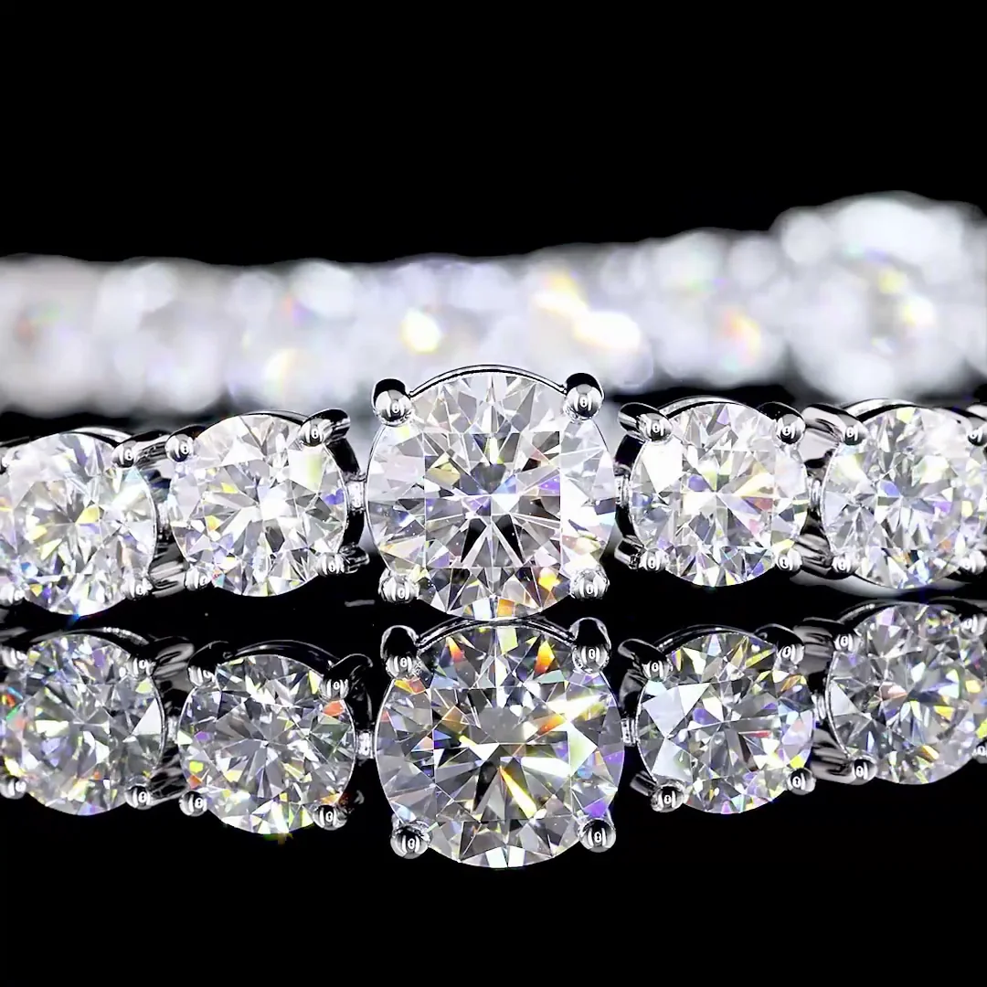 17.26 Cts 14k White Gold Round Shape Station Line Tennis Bracelet - Image 2