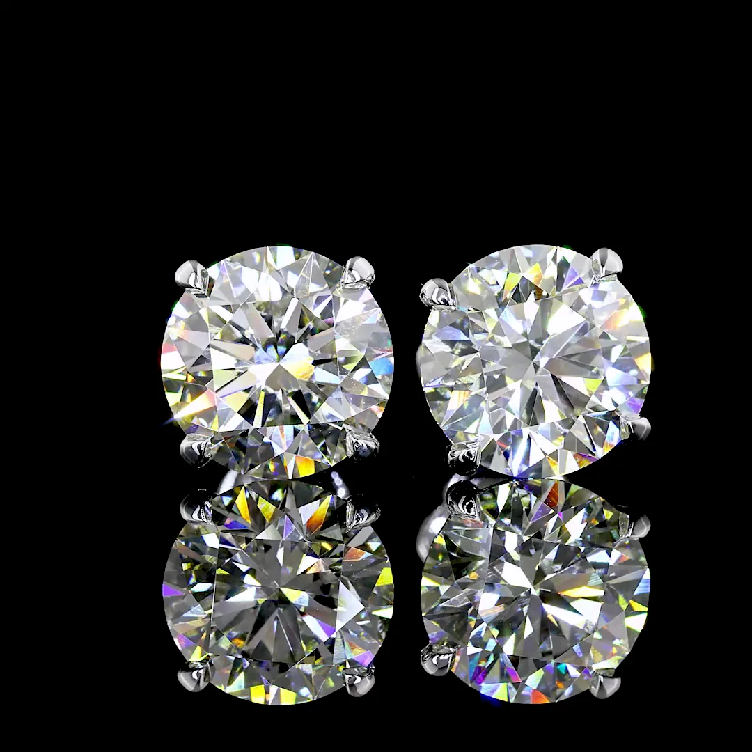 0.74 Cts 14k White Gold Round Shape Studs Earring - Image 2
