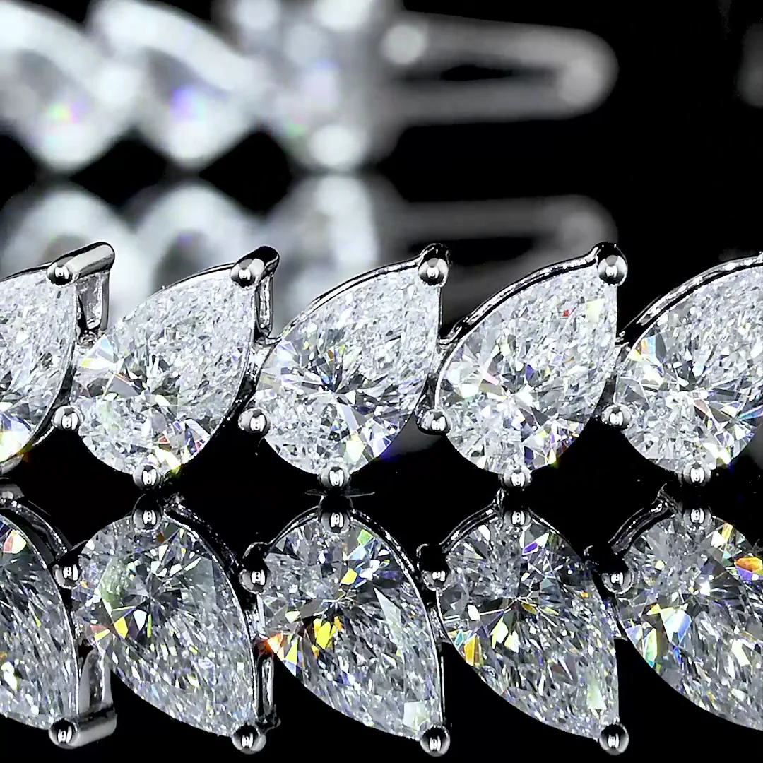 7.9 Cts 14k White Gold Pear Shape Tennis Bracelet - Image 2