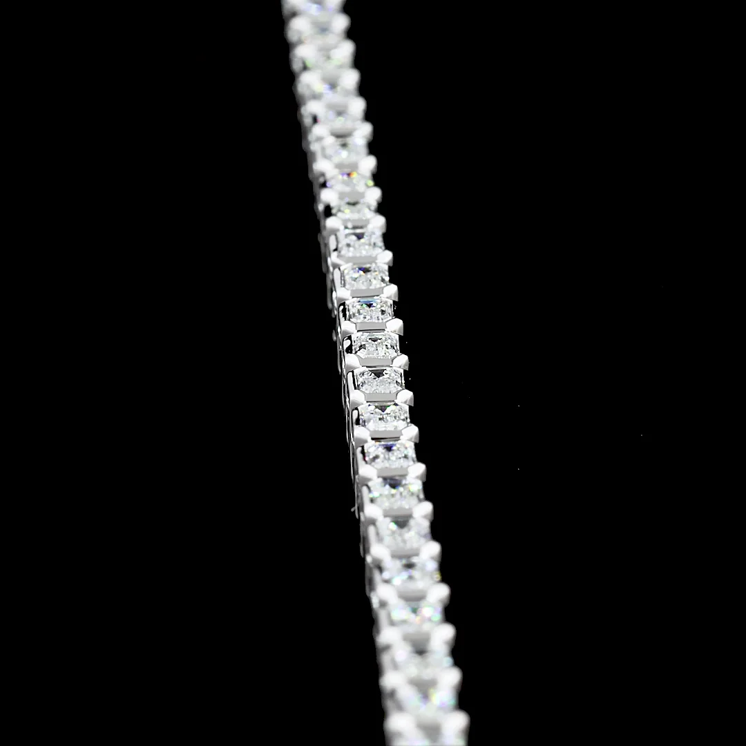 2.75 Cts 14k White Gold Emerald Shape Tennis Bracelet - Image 3