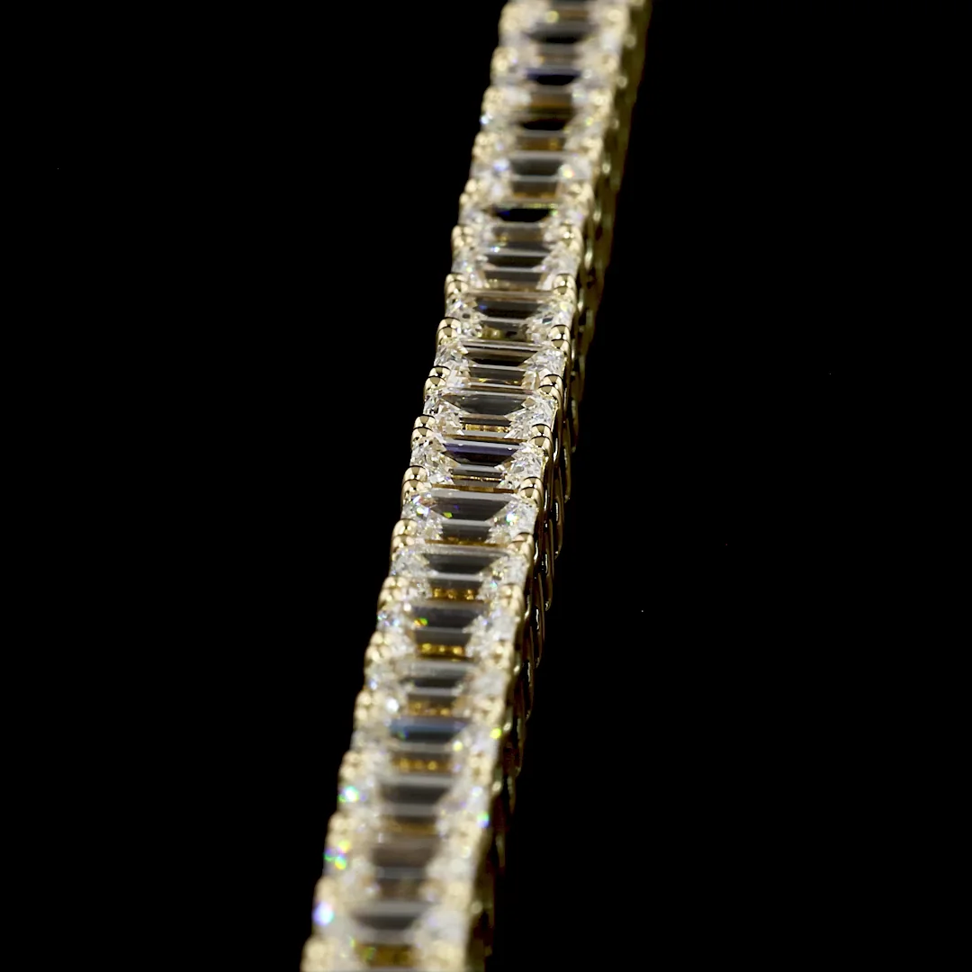 8.17 Cts 14k Yellow Gold Emerald Shape Tennis Bracelet - Image 3