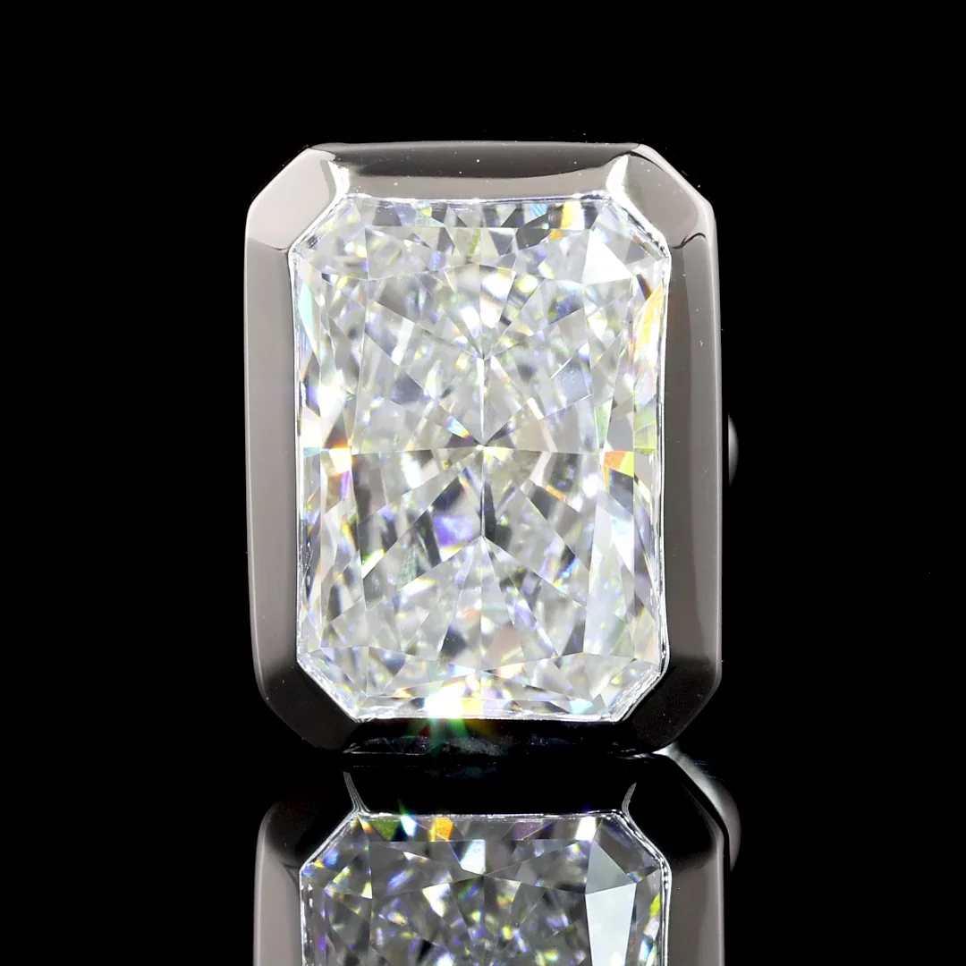 3.07 Cts 14k White Gold Radiant Shape Studs Earring - Image 3