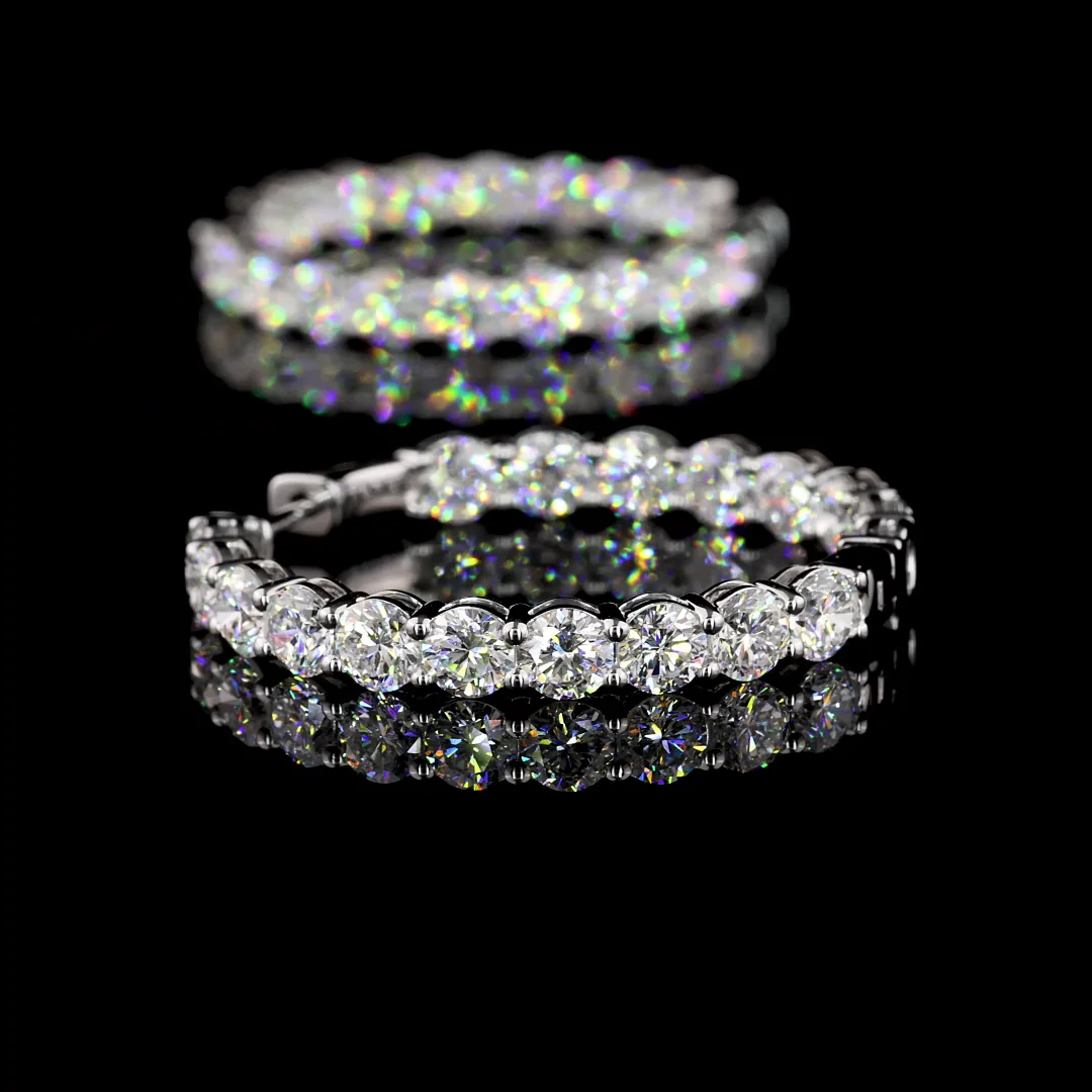 7.56 Cts 18k White Gold Round Shape Hoops Earring - Image 2