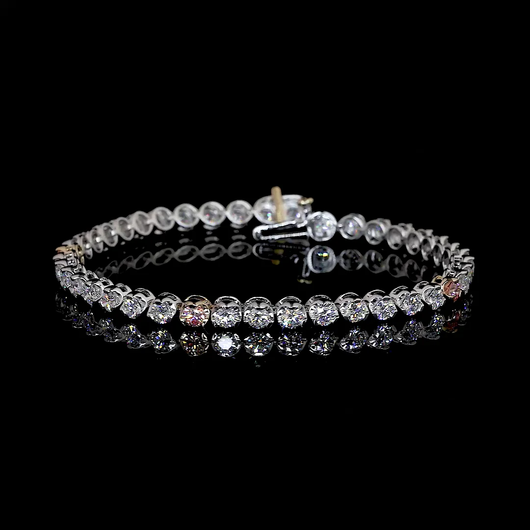 4.46 Cts 14k Two Tone Round Shape Tennis Bracelet - Video