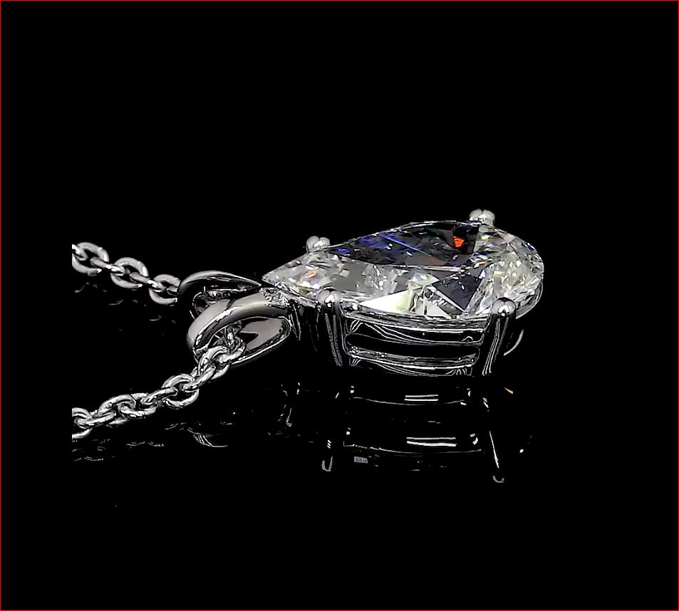 1.04 Cts 14k White Gold Pear Shape Solitaire Pendant - Image 2